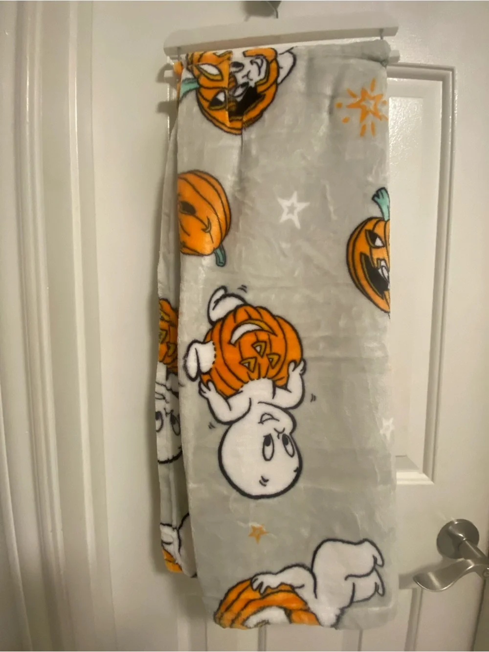 Kids' Gray Pumpkin & Ghost Plush Pajama Top - Soft Halloween Sleepwear